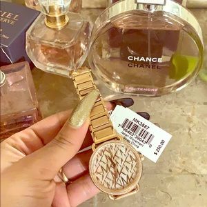 Michael kors rose gold watch